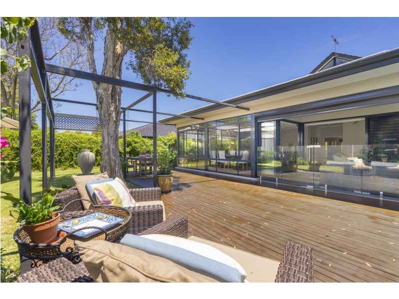 86 Adelma Road, Dalkeith WA 6009