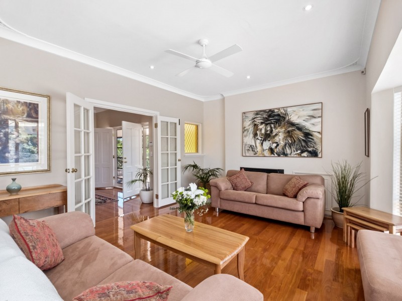 30 Valley Road, Wembley Downs WA 6019