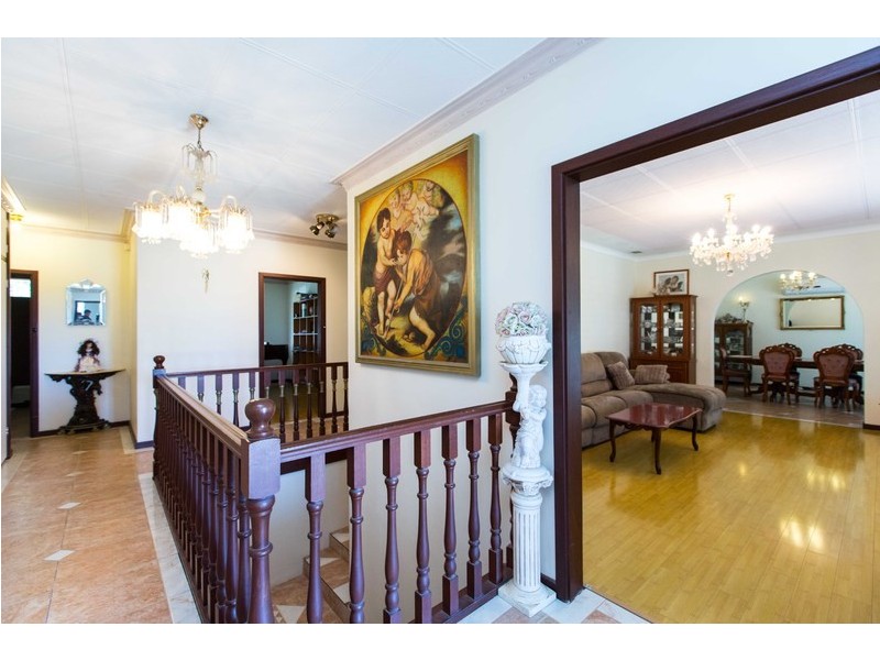 25 Dilkara Way, City Beach WA 6015