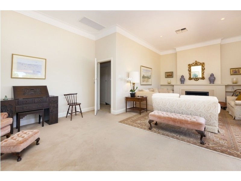 22 Bindaring Parade, Claremont WA 6010