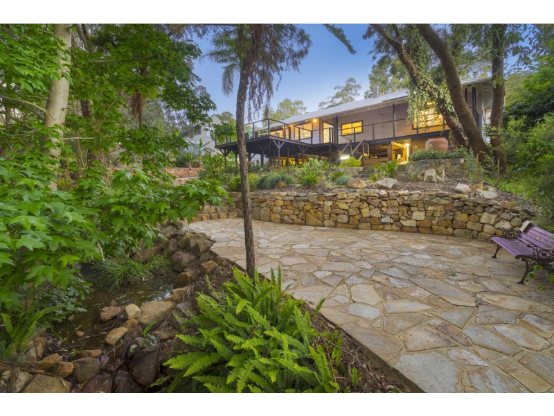 9 Marie Way, Kalamunda WA 6076