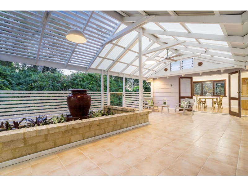 9 Marie Way, Kalamunda WA 6076