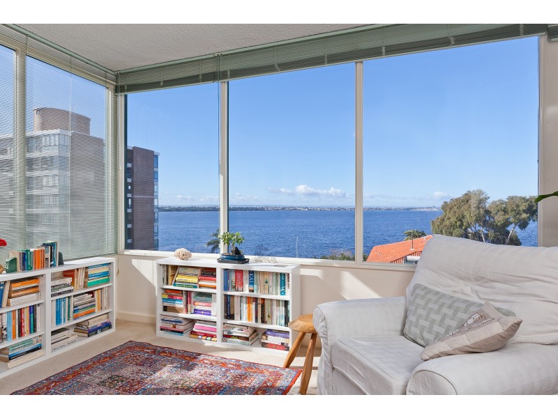 32/4 Crawley Avenue, Crawley WA 6009