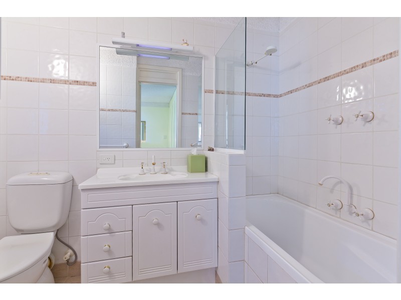 32/4 Crawley Avenue, Crawley WA 6009