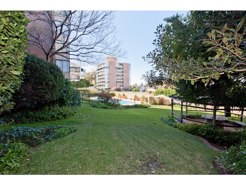 32/4 Crawley Avenue, Crawley WA 6009