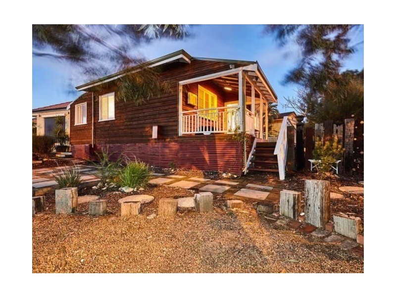 32 Howson Street, Hilton WA 6163