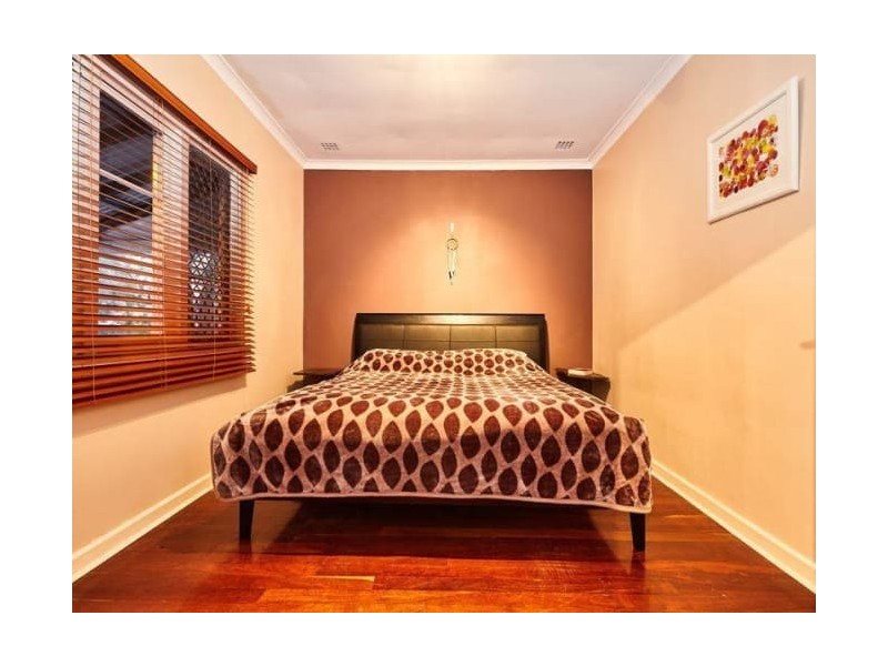 32 Howson Street, Hilton WA 6163