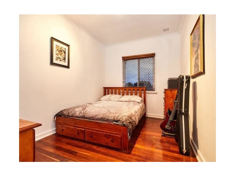 32 Howson Street, Hilton WA 6163