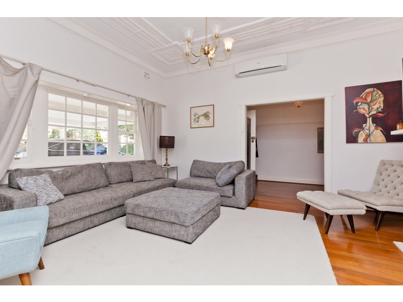 49 Minora Road, Dalkeith WA 6009