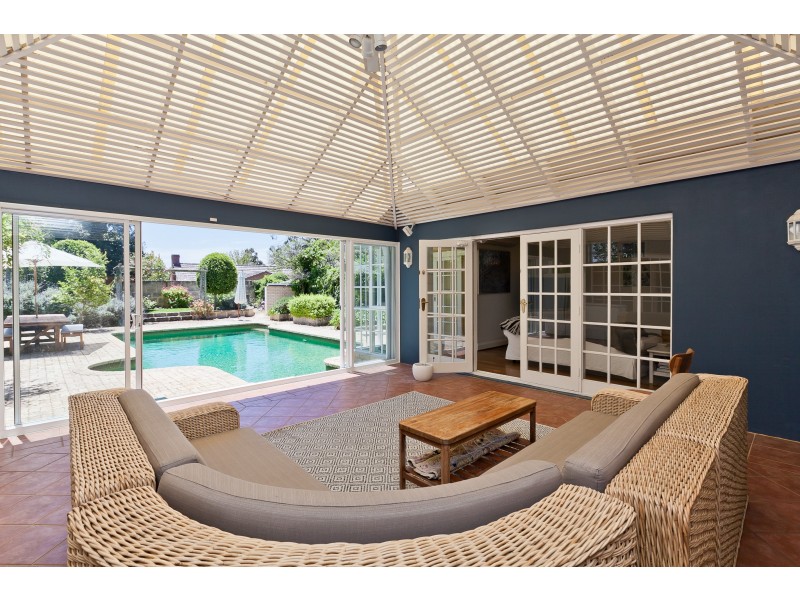 49 Minora Road, Dalkeith WA 6009