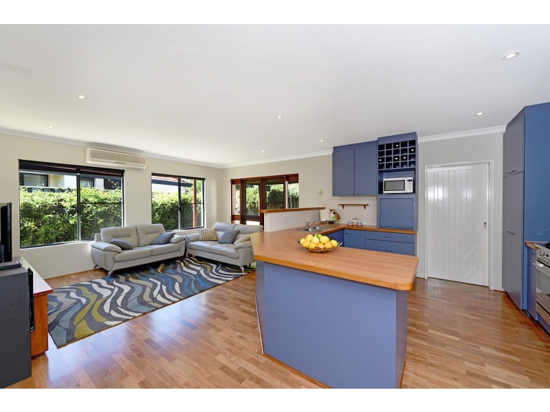 5 Bronzewing Loop, Wembley WA 6014