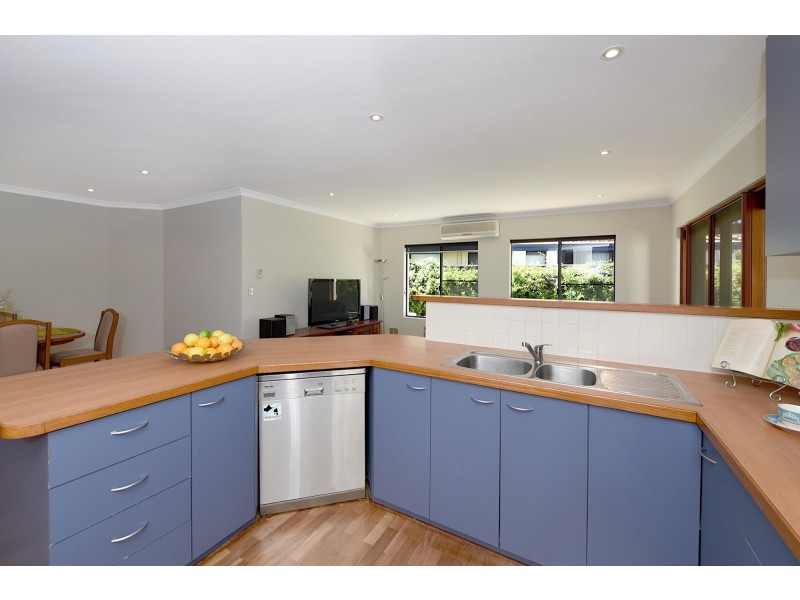 5 Bronzewing Loop, Wembley WA 6014