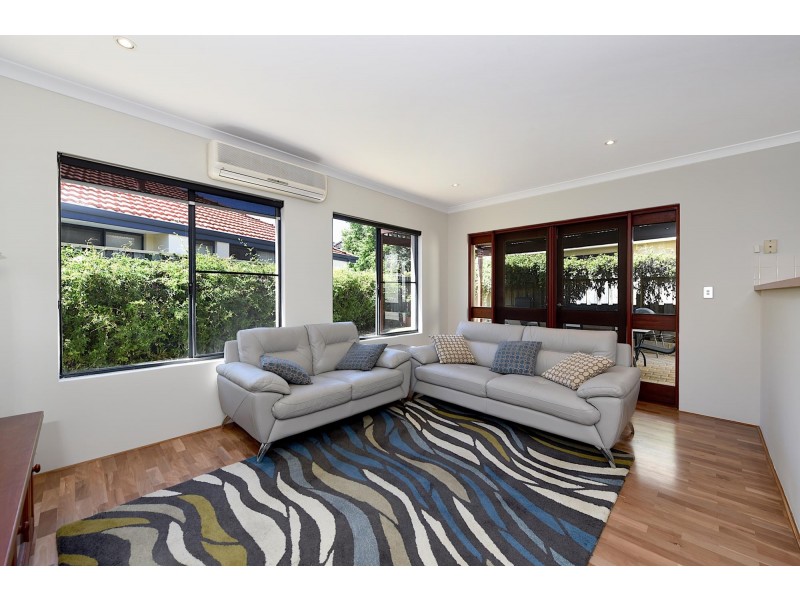 5 Bronzewing Loop, Wembley WA 6014