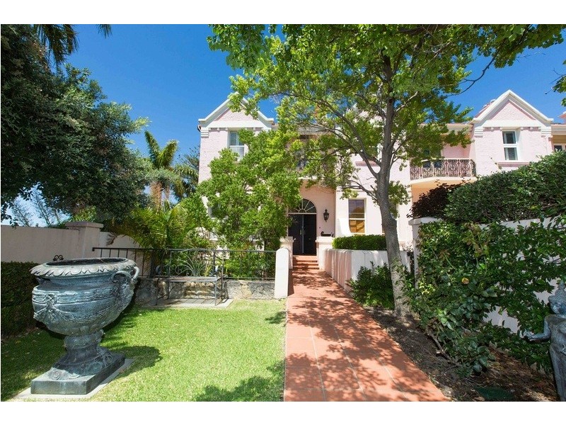 16A Victoria Avenue, Claremont WA 6010