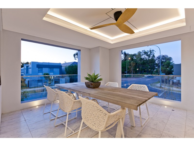 37 Alumni Terrace, Churchlands WA 6018