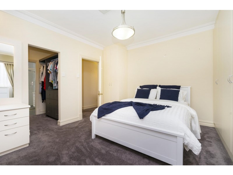 58 Beatrice Road, Dalkeith WA 6009