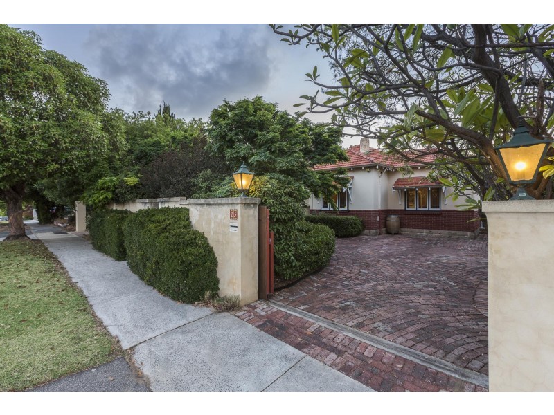 15 Loch Street, Claremont WA 6010