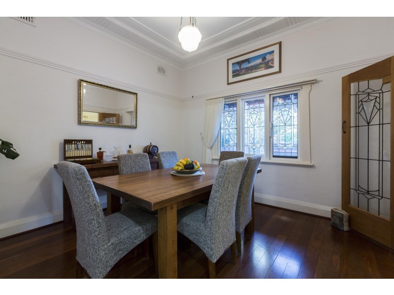 15 Loch Street, Claremont WA 6010