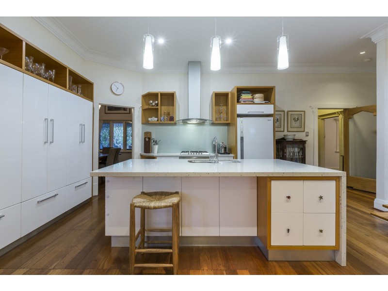 15 Loch Street, Claremont WA 6010