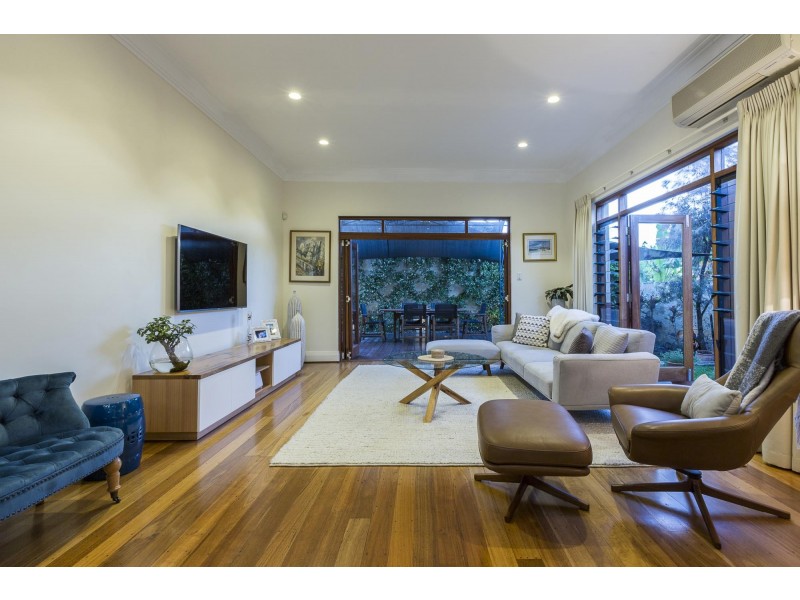 15 Loch Street, Claremont WA 6010