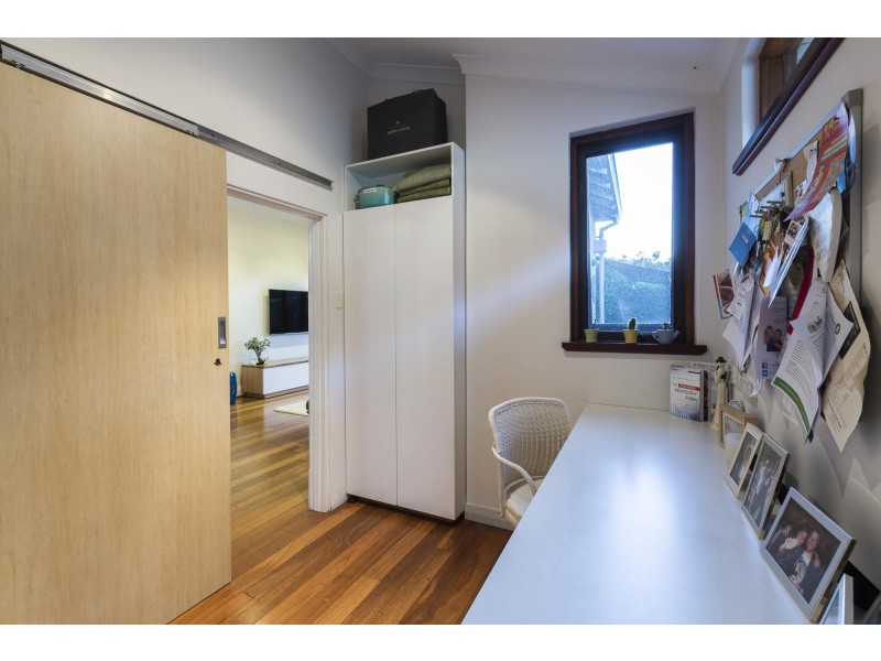 15 Loch Street, Claremont WA 6010