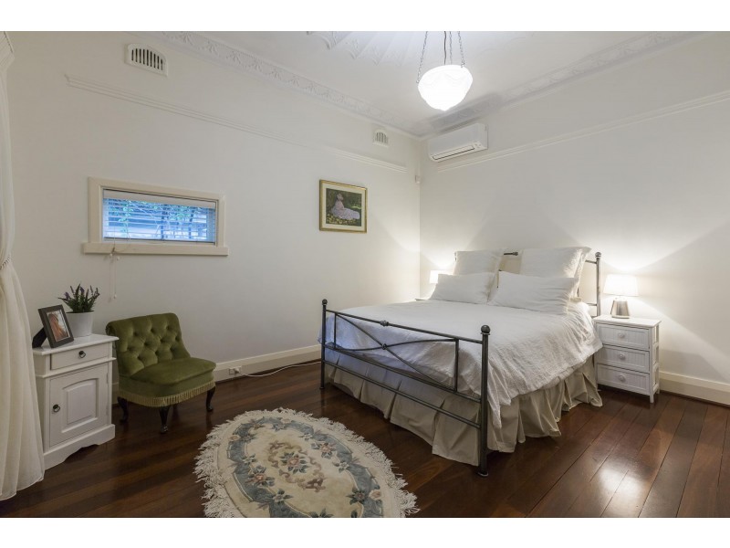 15 Loch Street, Claremont WA 6010