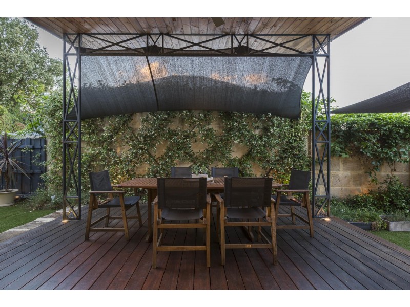 15 Loch Street, Claremont WA 6010