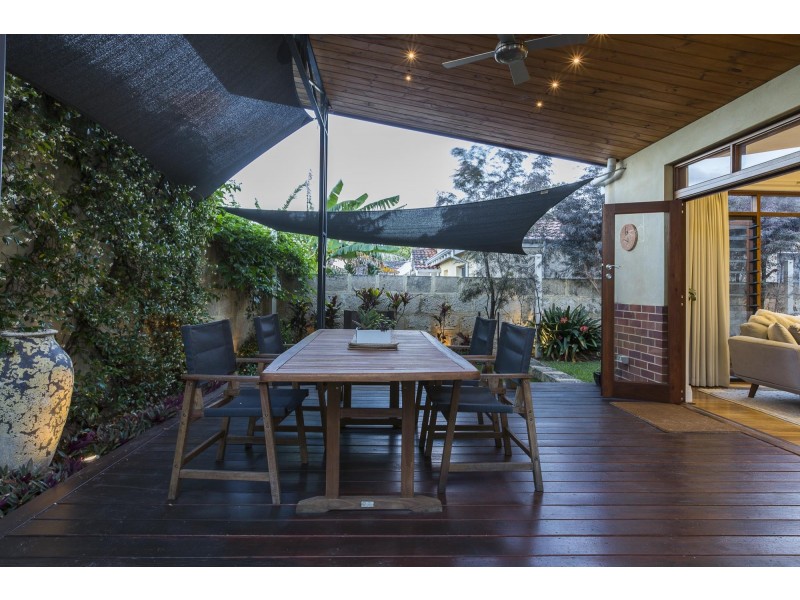 15 Loch Street, Claremont WA 6010