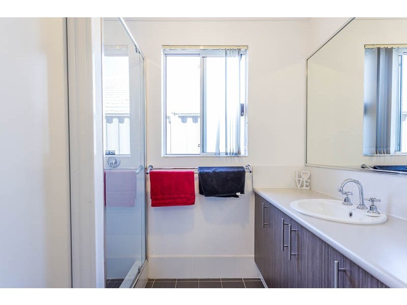 44 Raeside Drive, Landsdale WA 6065