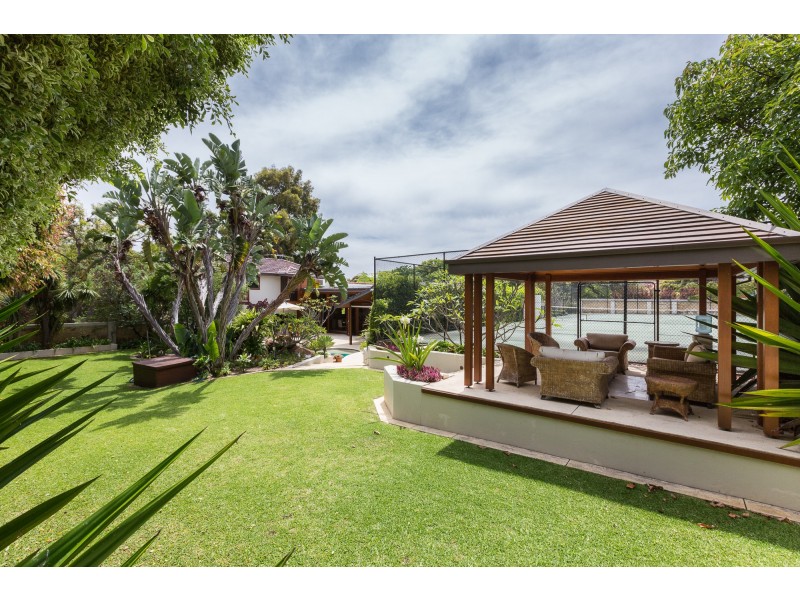 7 Garland Road, Dalkeith WA 6009
