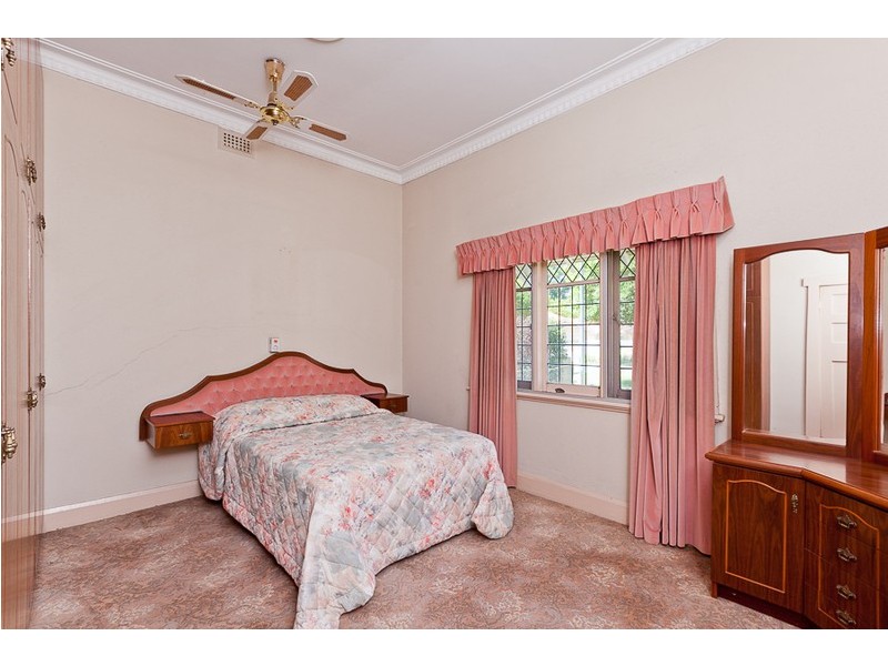 33 Martin Avenue, Nedlands WA 6009