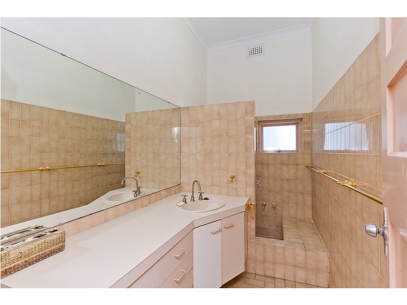 33 Martin Avenue, Nedlands WA 6009