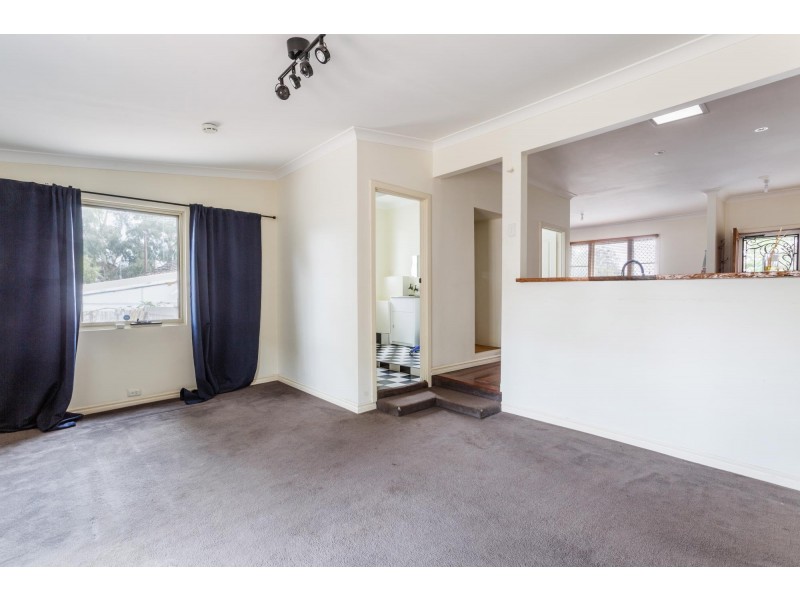 31 The Strand, Bayswater WA 6053