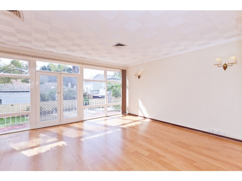 102 Adelma Road, Dalkeith WA 6009