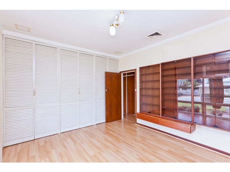 102 Adelma Road, Dalkeith WA 6009