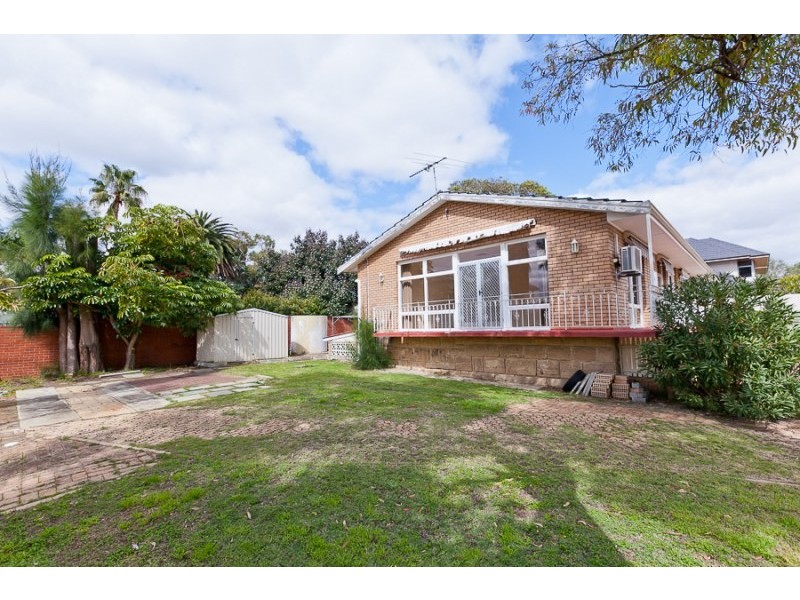 102 Adelma Road, Dalkeith WA 6009