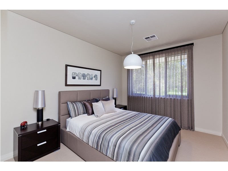 38 Alumni Terrace, Churchlands WA 6018