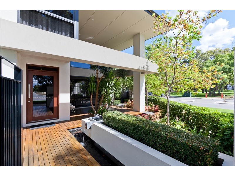 38 Alumni Terrace, Churchlands WA 6018