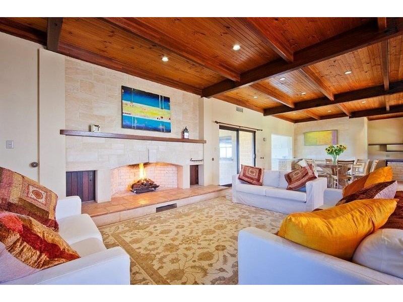 35 Brazier Road, Yanchep WA 6035