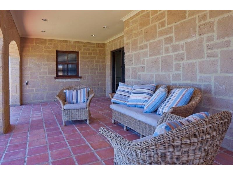 35 Brazier Road, Yanchep WA 6035