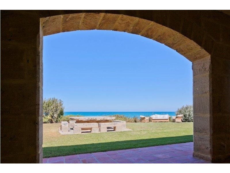 35 Brazier Road, Yanchep WA 6035