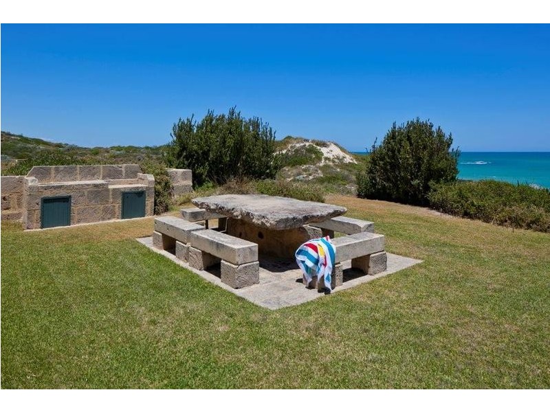 35 Brazier Road, Yanchep WA 6035