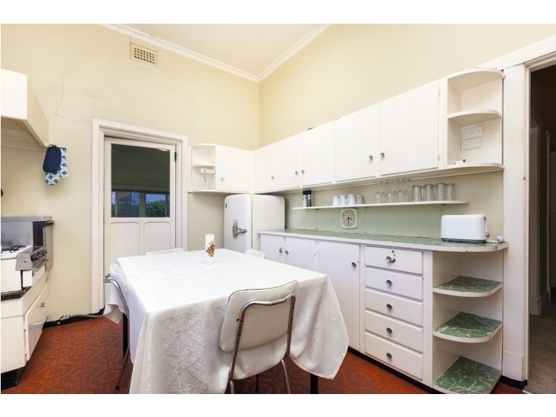 12 Waroonga Road, Nedlands WA 6009