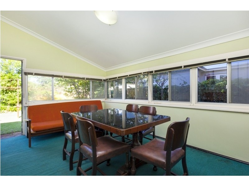 12 Waroonga Road, Nedlands WA 6009