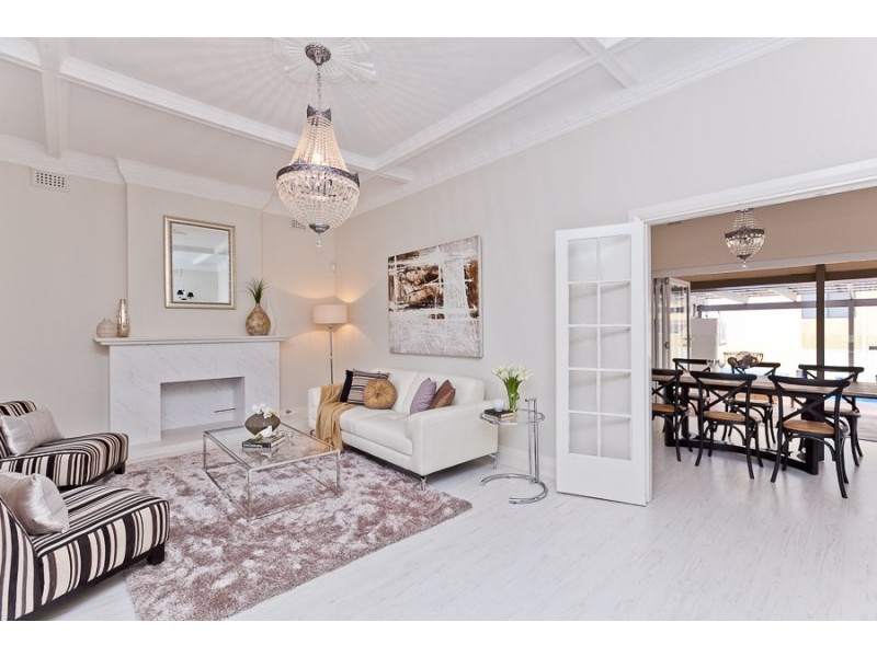 15 College Road, Claremont WA 6010