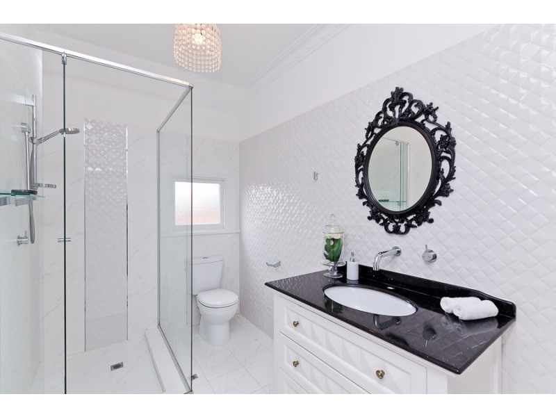 15 College Road, Claremont WA 6010