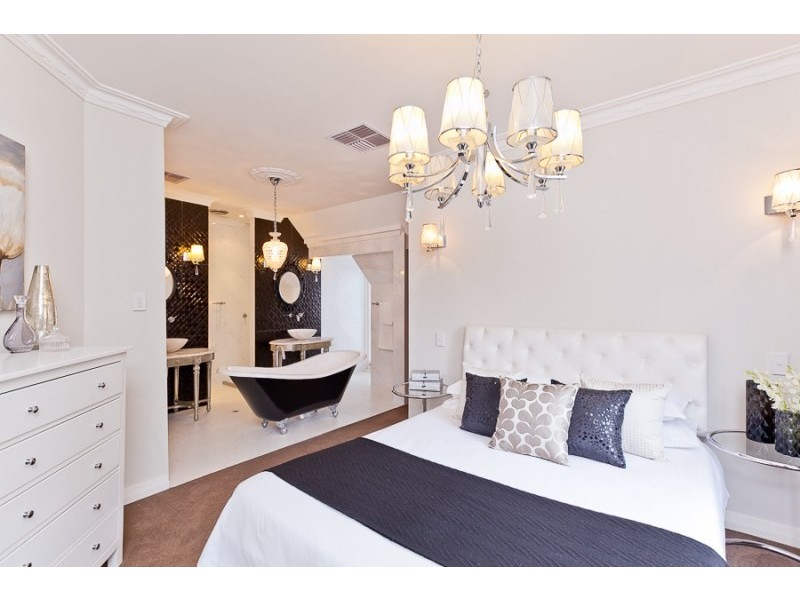 15 College Road, Claremont WA 6010