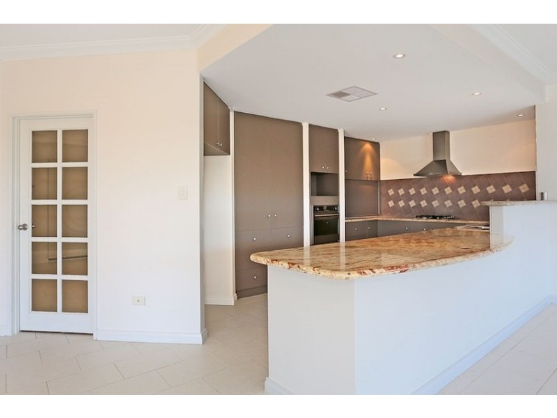 7 Ragamuffin Point, Halls Head WA 6210