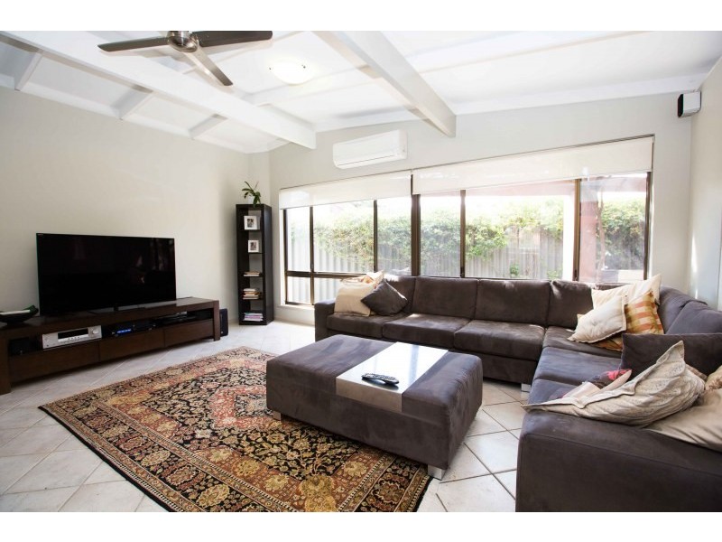 2 Kateena Road, City Beach WA 6015