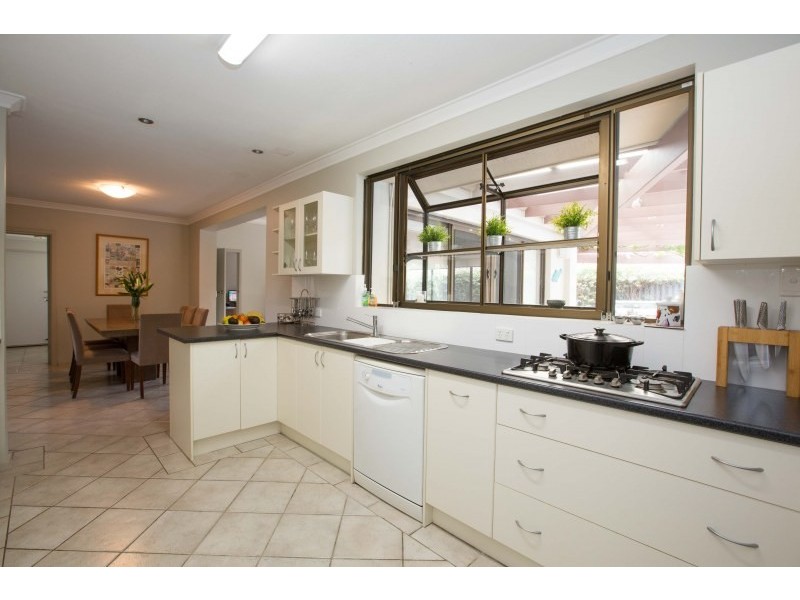 2 Kateena Road, City Beach WA 6015